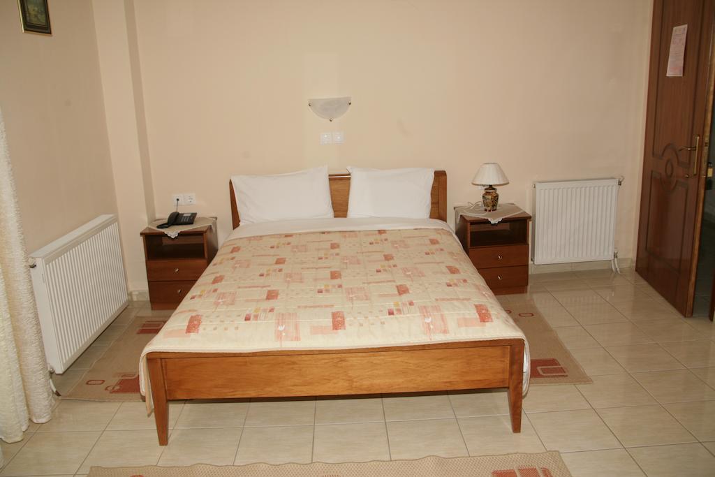 Elanthi Hostel קסטוריה חדר תמונה
