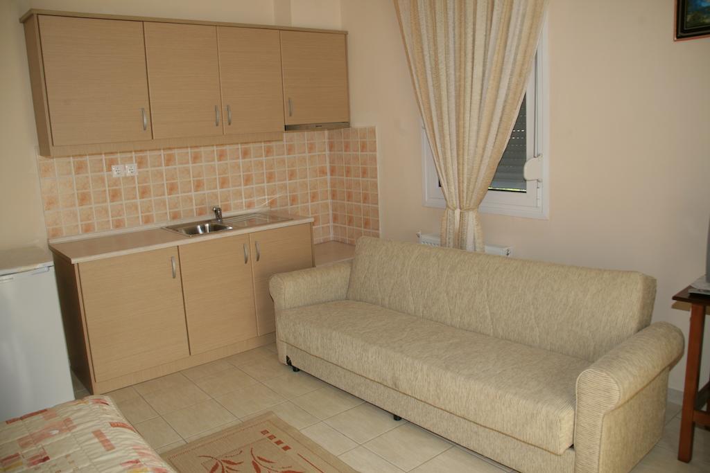 Elanthi Hostel קסטוריה מראה חיצוני תמונה